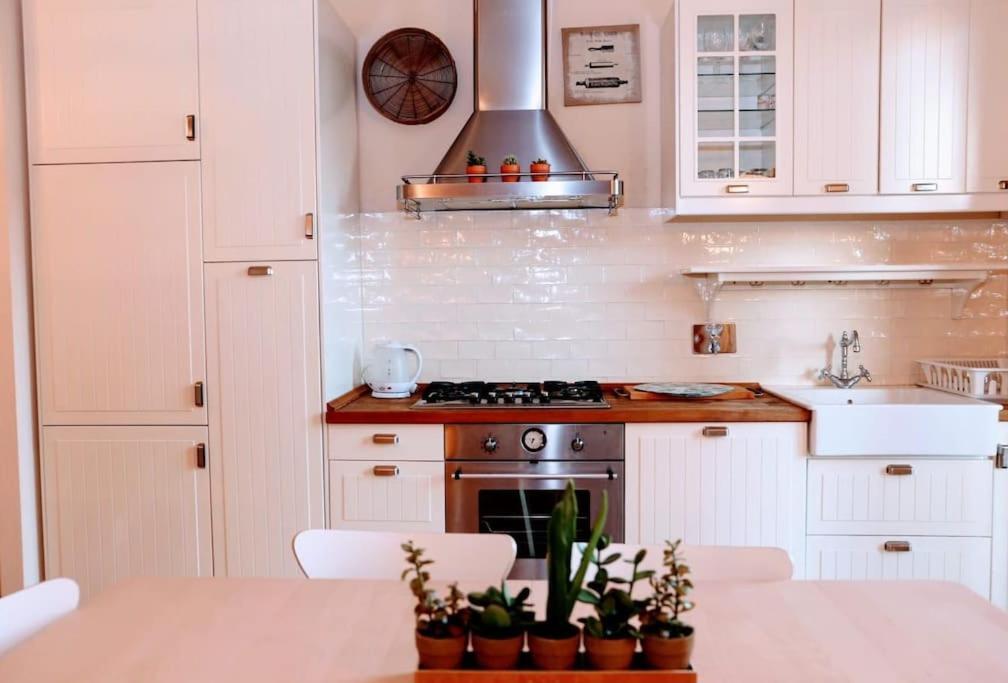 Sweet Home Tuscany Bientina Bagian luar foto