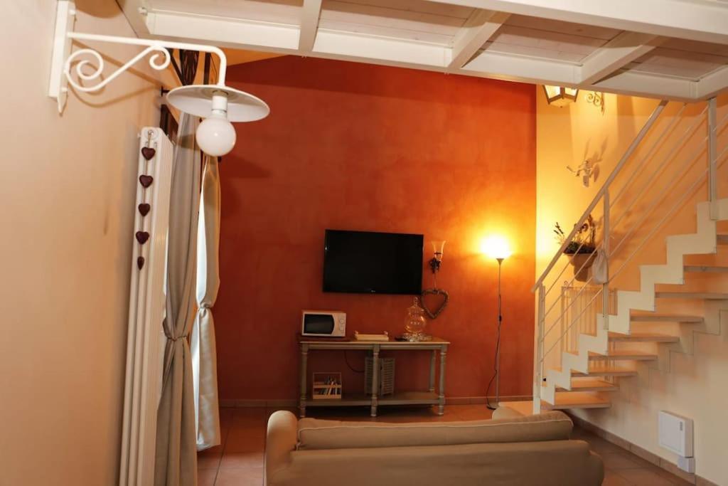 Sweet Home Tuscany Bientina Bagian luar foto