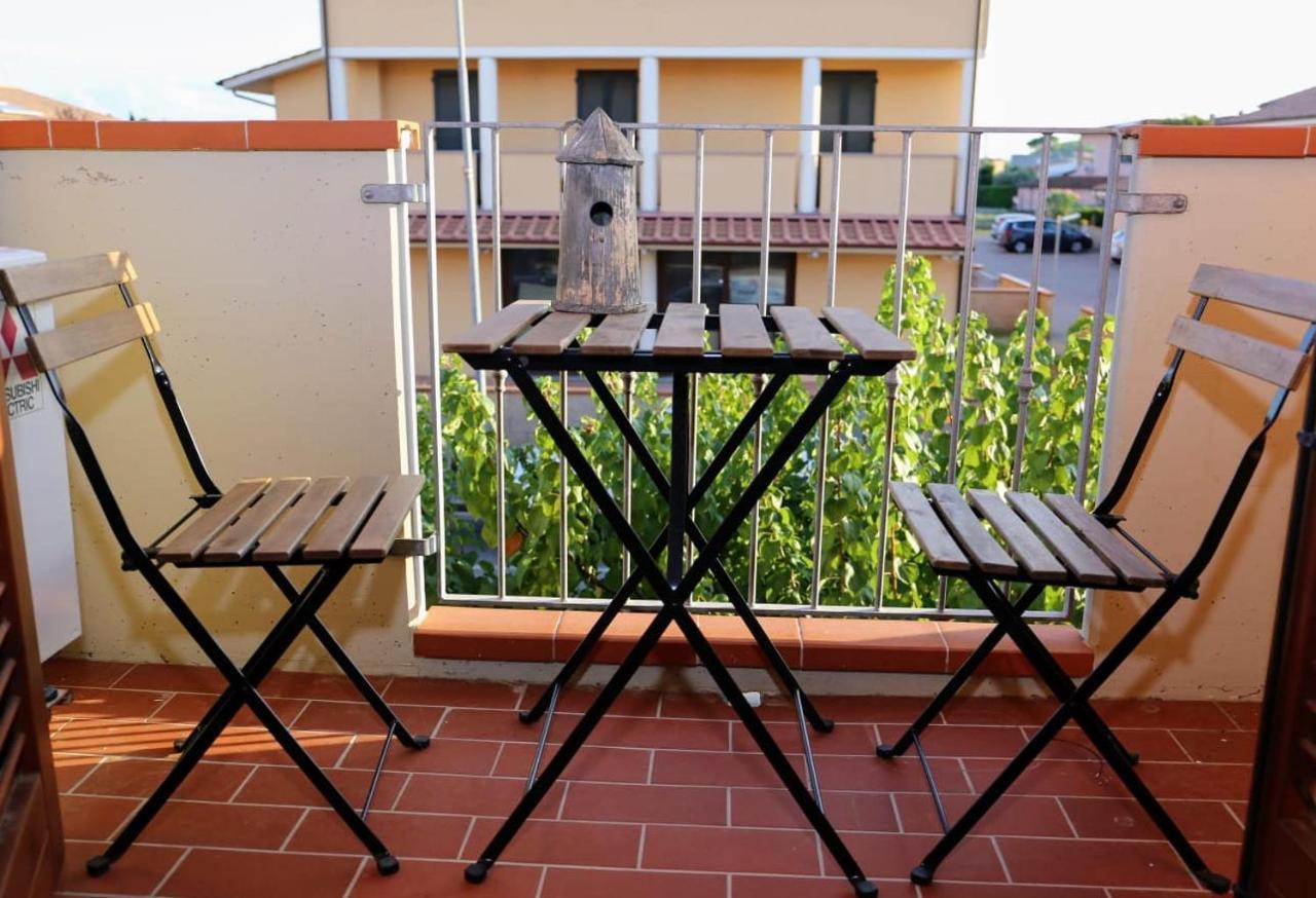 Sweet Home Tuscany Bientina Bagian luar foto