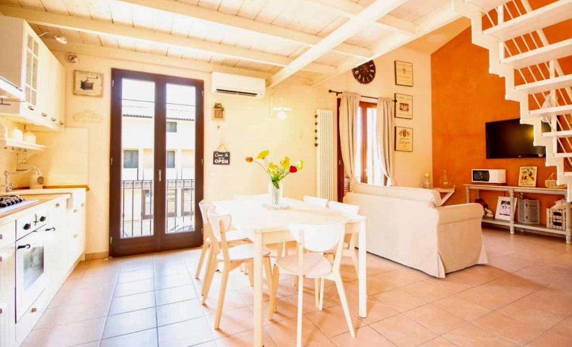 Sweet Home Tuscany Bientina Bagian luar foto